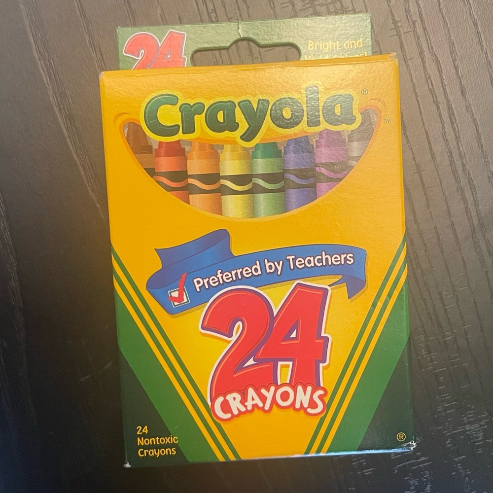 2006 Crayola Crayons 24 pack Feat. RETIRED Dandelion Yellow Color Collectible